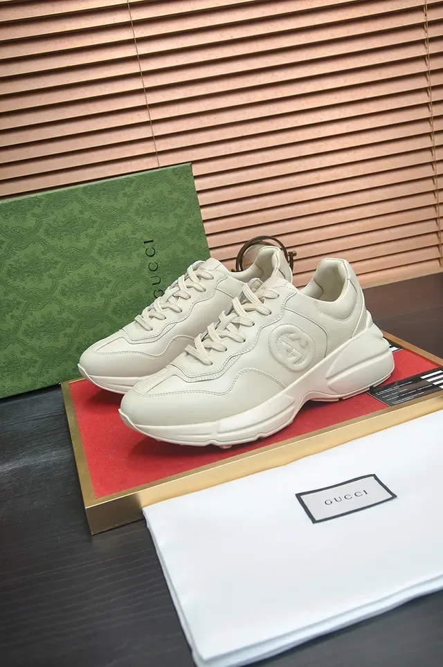 Gucci Rhyton Off-White Sapatilhas Chunky de Couro 3