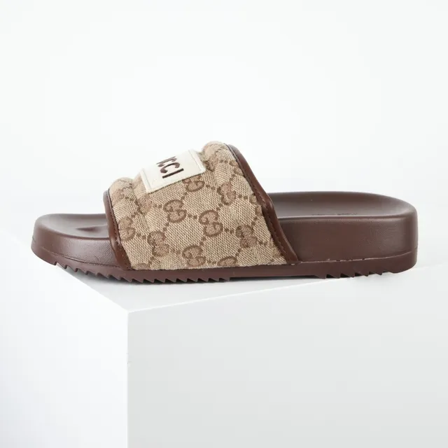 Gucci Screener Bege e Marrom GG Supreme Canvas Chinelos 9