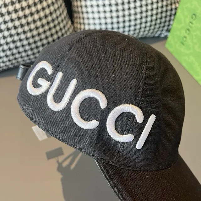 Gucci Screener Embroidered Logo Baseball Cap 6