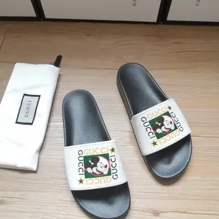 Gucci Screener Mickey Mouse impresión zapatillas
