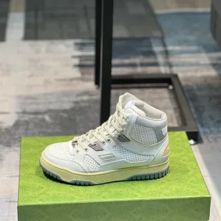Gucci Screener Off-White Perforated Leather zapatilla lifestyle de punta alta