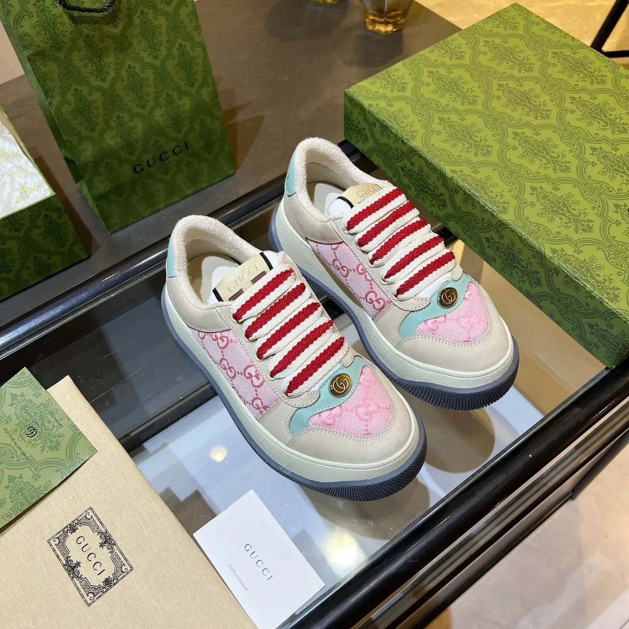 Gucci Screener Rosa e Bege GG Jacquard Tênis Lifestyle 2