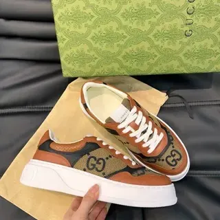 Gucci Screener Beige y Negro GG Monogram Zapatillas lifestyle