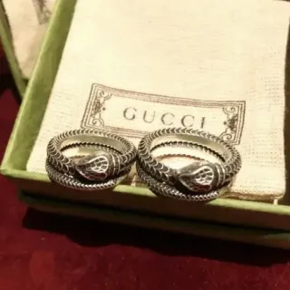 Gucci Serpenti ঘুরপাকানো সাপের মোটিফ সিলভার আংটি