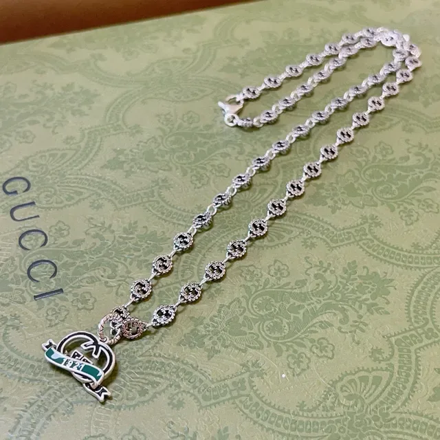 Gucci Silver Green Chain Pavé-Set Dark Stones Necklace 3