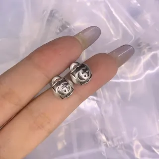 Gucci حلقات فضية كروية منحورة Double-G Logo