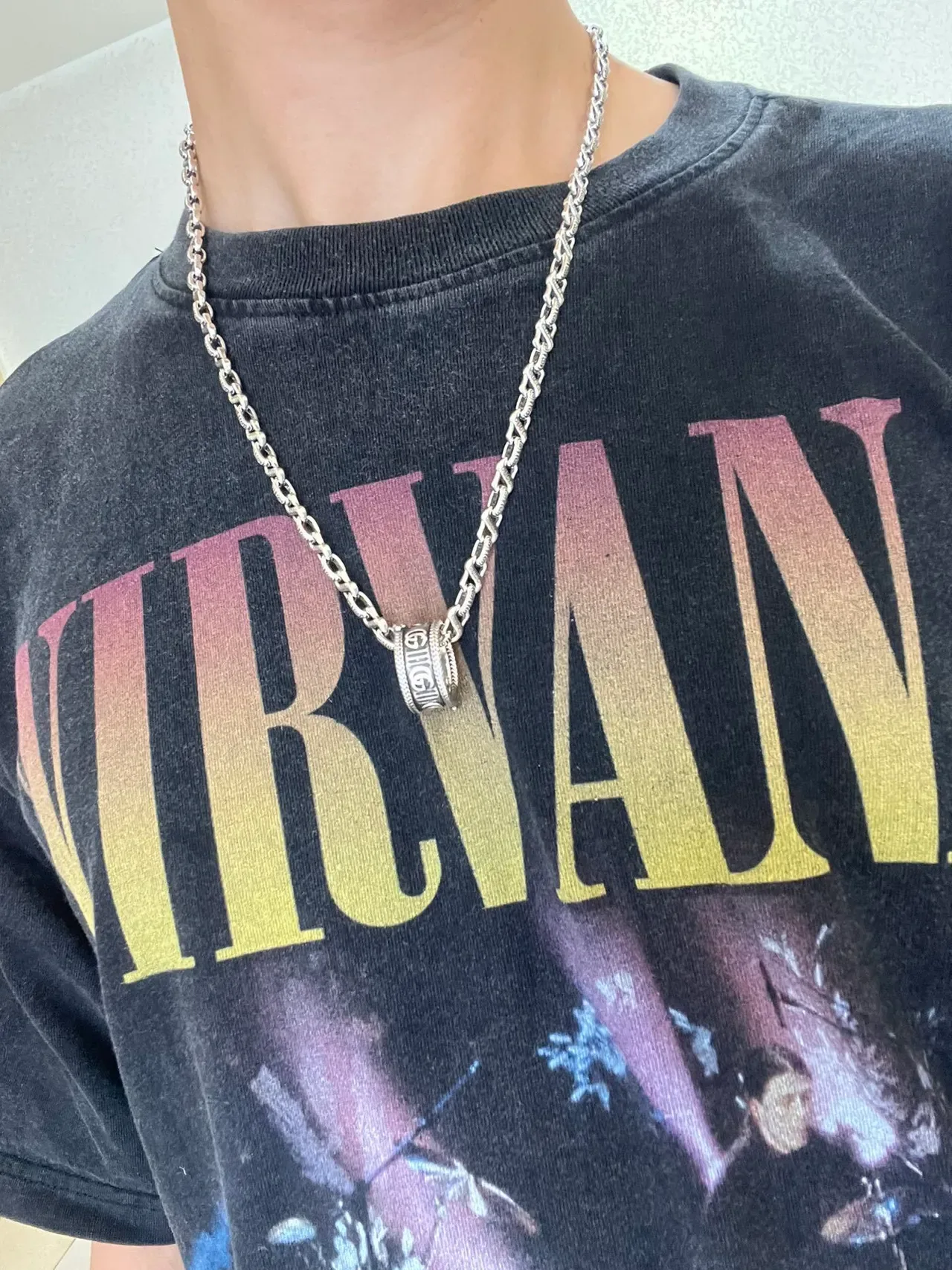 Gucci Silver Twisted Rope-Link Chain Cylindrical Engraved Pendant Necklace 5