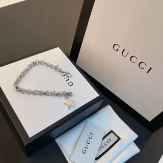 Gucci سوار النجم الساحر سوار السلسلة الفضية