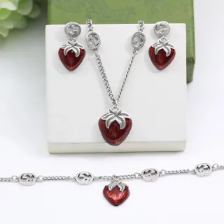 Gucci Fresa Roja Plata Esmalte Encantos Interconectados Logo G Hardware Collar