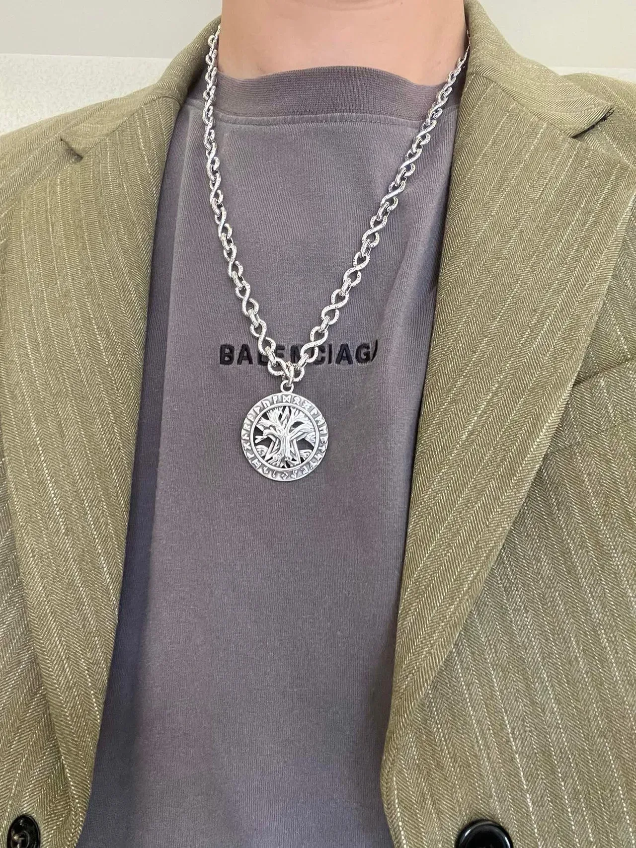 Gucci Tree of Life Pendant Silver Chain Necklace 3