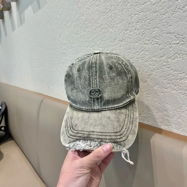 Gucci 橄榄绿洗水牛仔棒球帽 9