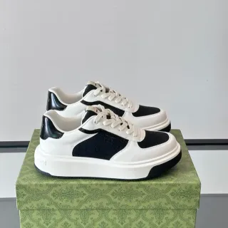 Gucci Blancas y Negras de Cuero GG Monograma Lona Lifestyle Sneakers