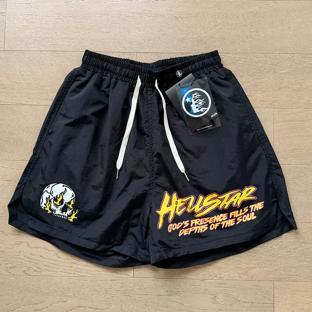 Hellstar 黑白弹力腰带抽绳短裤 8