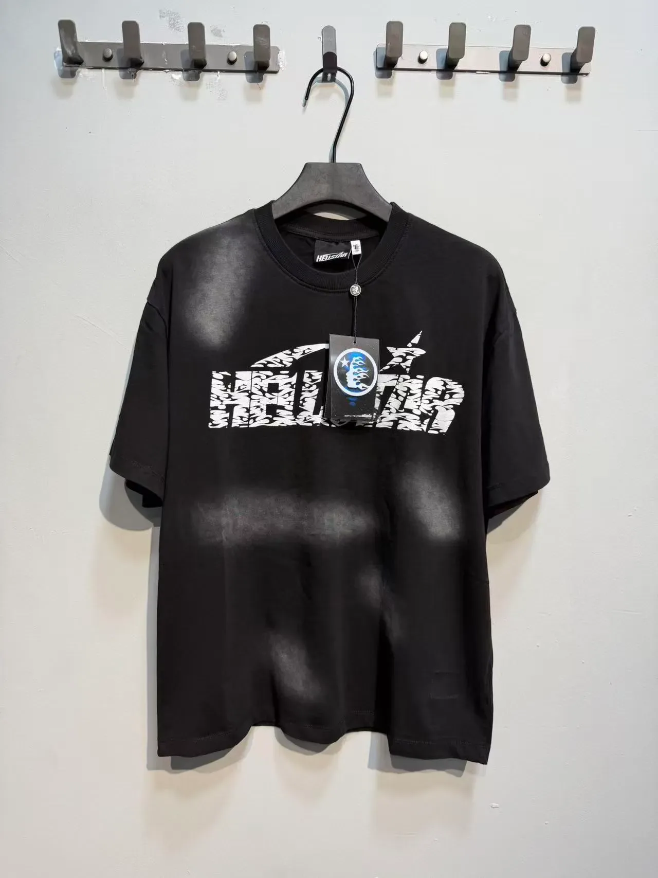 Hellstar Graphic-Print Distressed Black T-Shirt 3