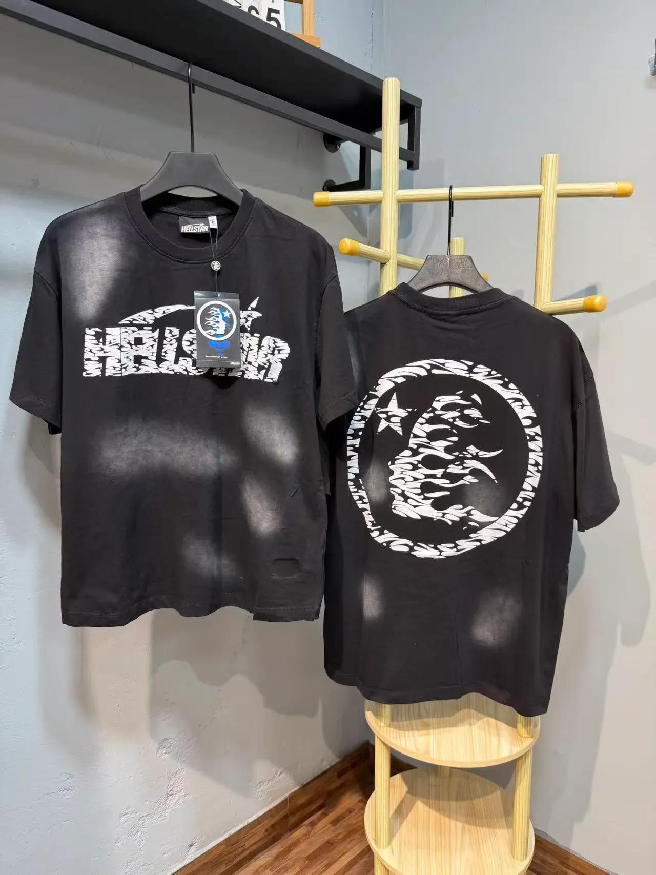 Hellstar Graphic-Print Distressed Black T-Shirt 7