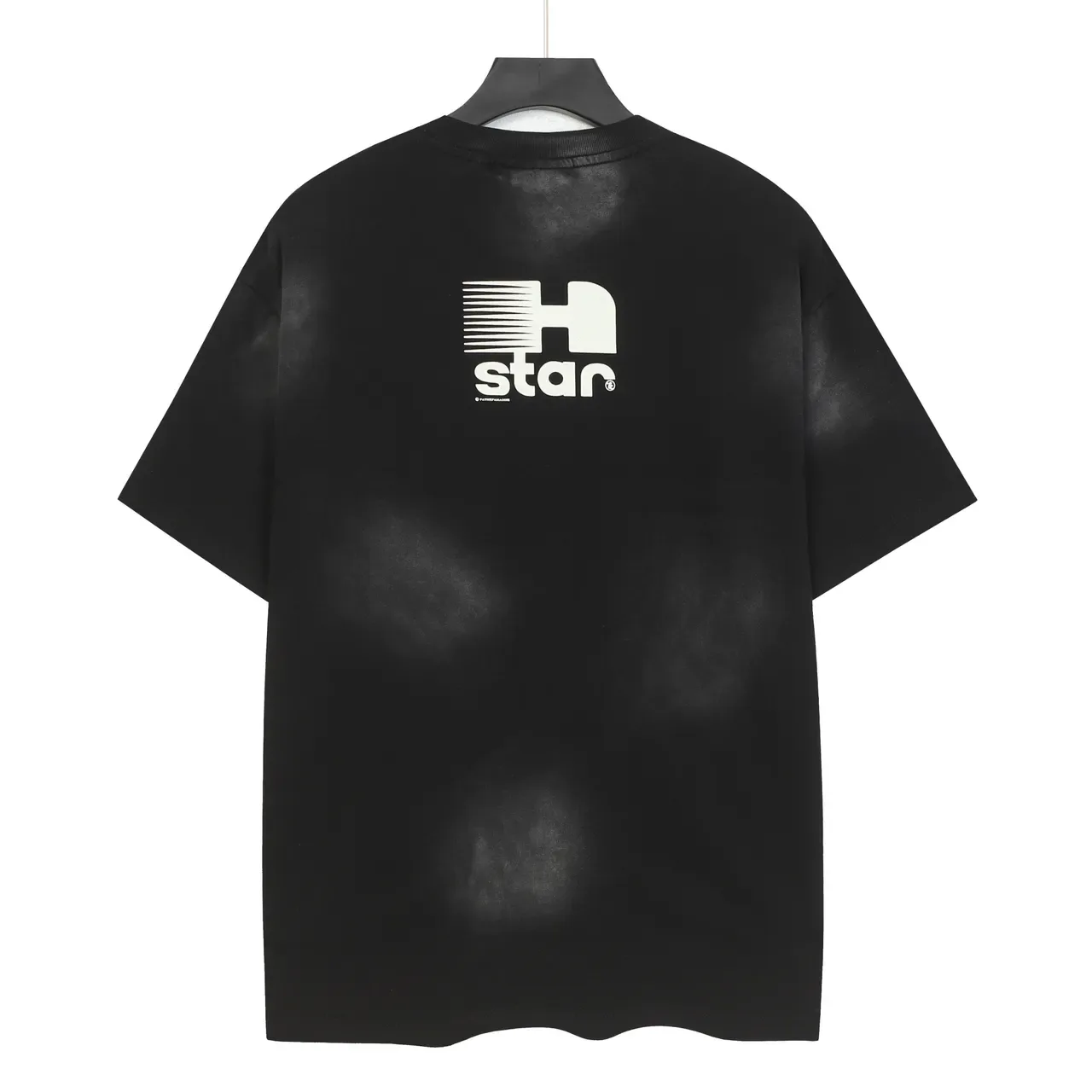 Camiseta gráfica Hellstar H Star preta desgastada 3