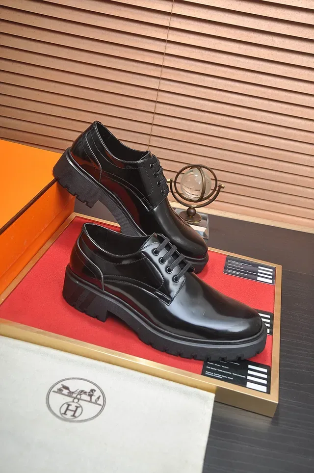 Hermès काली चमकदार चमड़े की बंद लेस ओक्सफोर्ड जूते 6