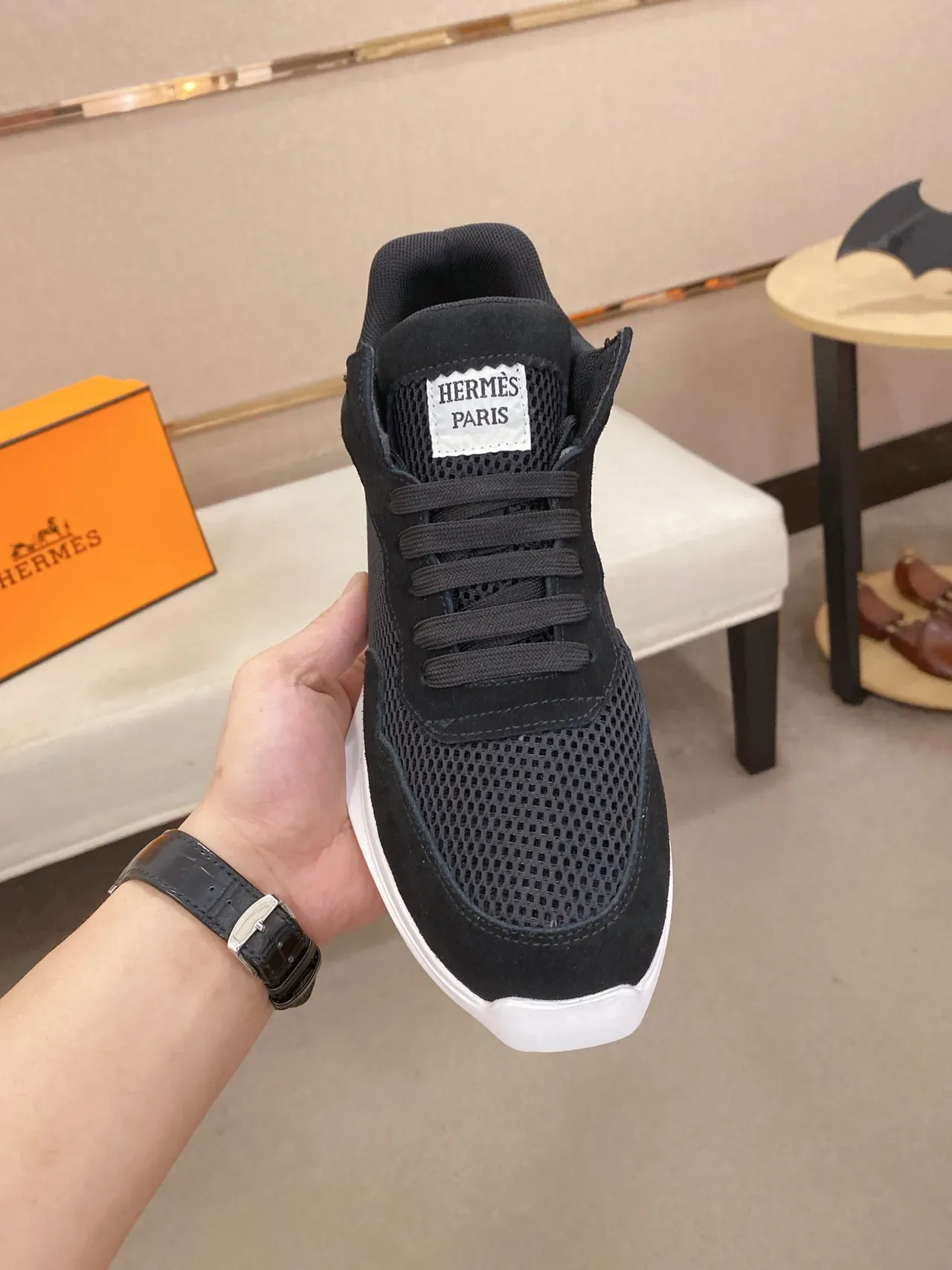 Hermès Tênis Lifestyle Preto de Malha e Camurça 6