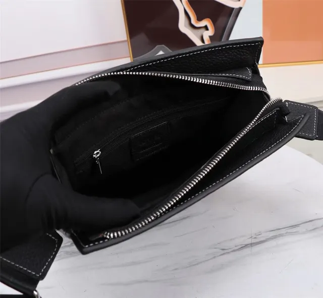 Hermès Black Pebbled Leather H-Logo Crossbody Bag 2