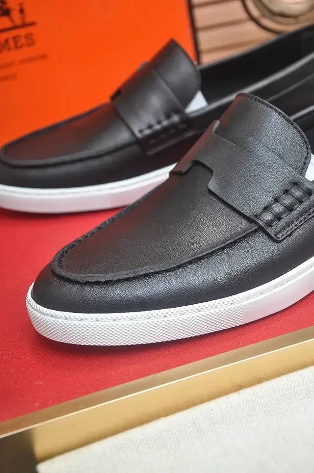 Hermès Noir Blanc Cuir Semelle Caoutchouc Loafer 2