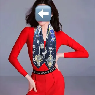 Hermès वर्गाकार नेवी नीला आकाशीय मोटिफ प्रिंट सिल्क स्कार्फ