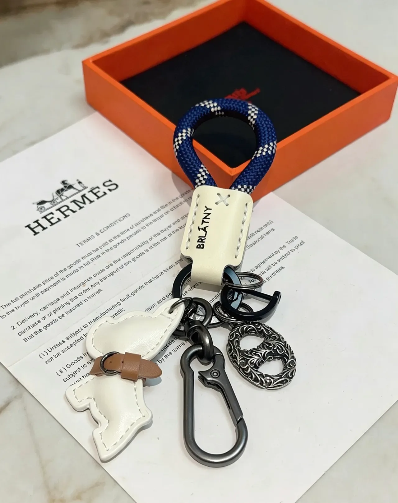 مفتاح سلسلة Hermès Dog Charm الكلب أبيض بحري جلد حلقة حبل حقيبة يد 4