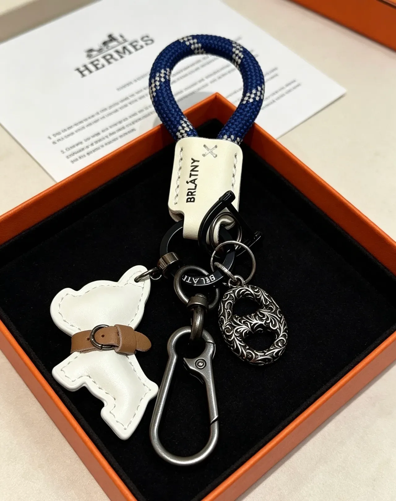 مفتاح سلسلة Hermès Dog Charm الكلب أبيض بحري جلد حلقة حبل حقيبة يد 7