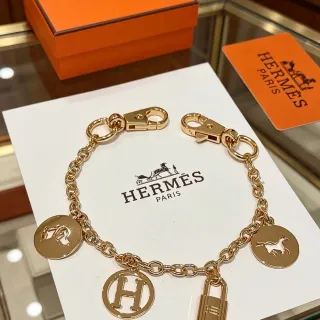 Hermès 黄金链 四圆形 Charms 手链