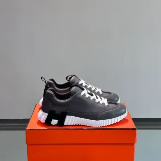Hermès H-Ride 灰白皮革生活方式运动鞋