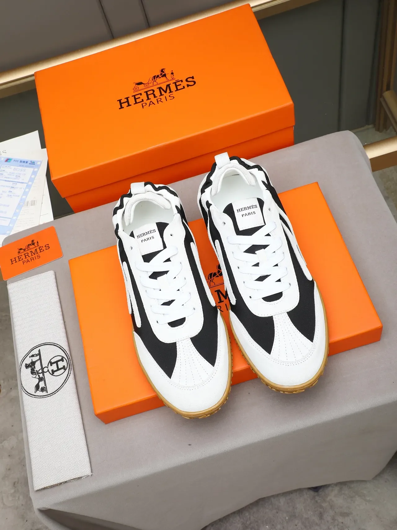 Hermès H Sneaker কালো সাদা Gum লाइফস্টাইল স্নিকার 2