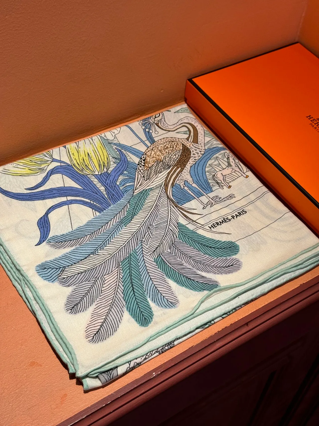 Hermès Motivo Ilustrado Botánico Animal Pañuelo de Seda 6