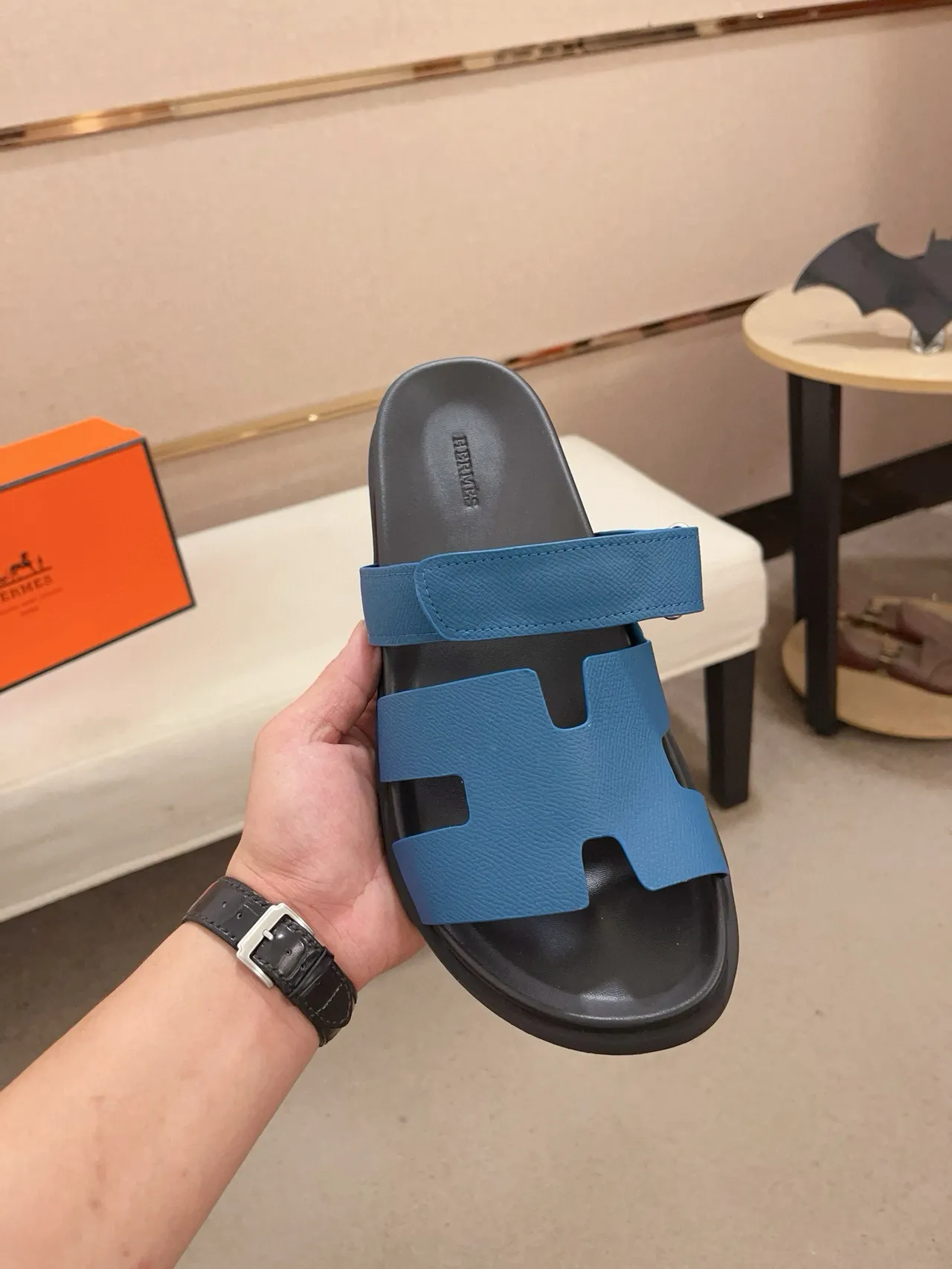 Hermès Oran নীল এবং কালো ক্যাজুয়াল স্যান্ডেল 2