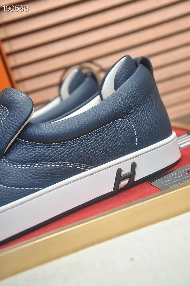 Hermès Oran azul marino blanco cuero pebbled mocasín de slip-on 3