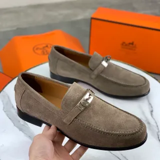 Hermès Oran 麂皮马衔扣乐福鞋