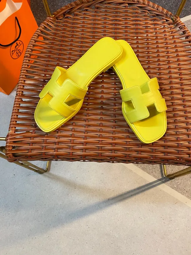 Hermès Oran Yellow H-Strap Slippers 4