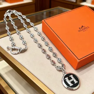 Hermès 银色 黑色 金属 珐琅点缀 H 图案 项链