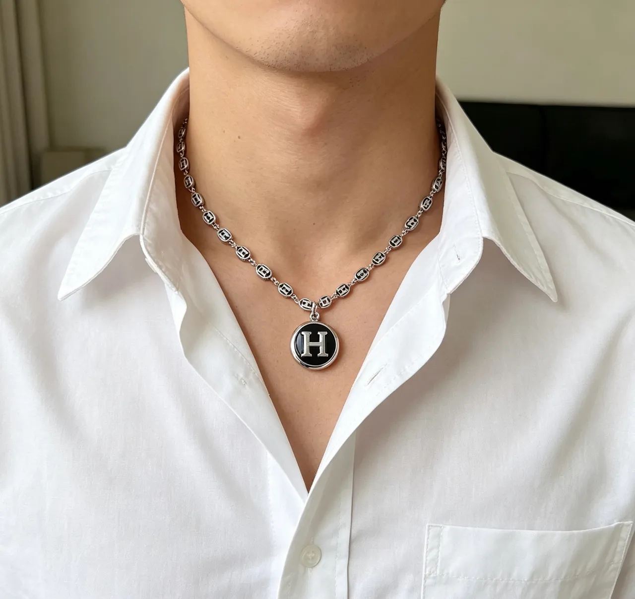 Collier Hermès Argent Noir Métal Émaillé Motif H 8