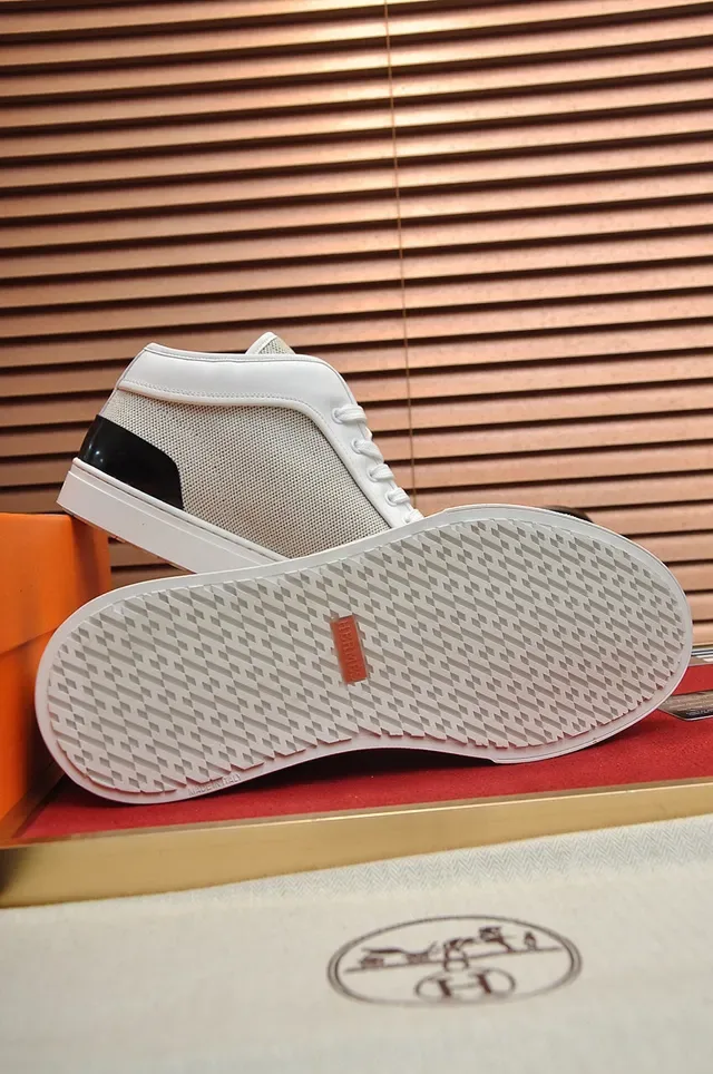 Hermès সাদা এবং বেইজ মেশ লো-টপ লাইফস্টাইল স্নিকার্স 4