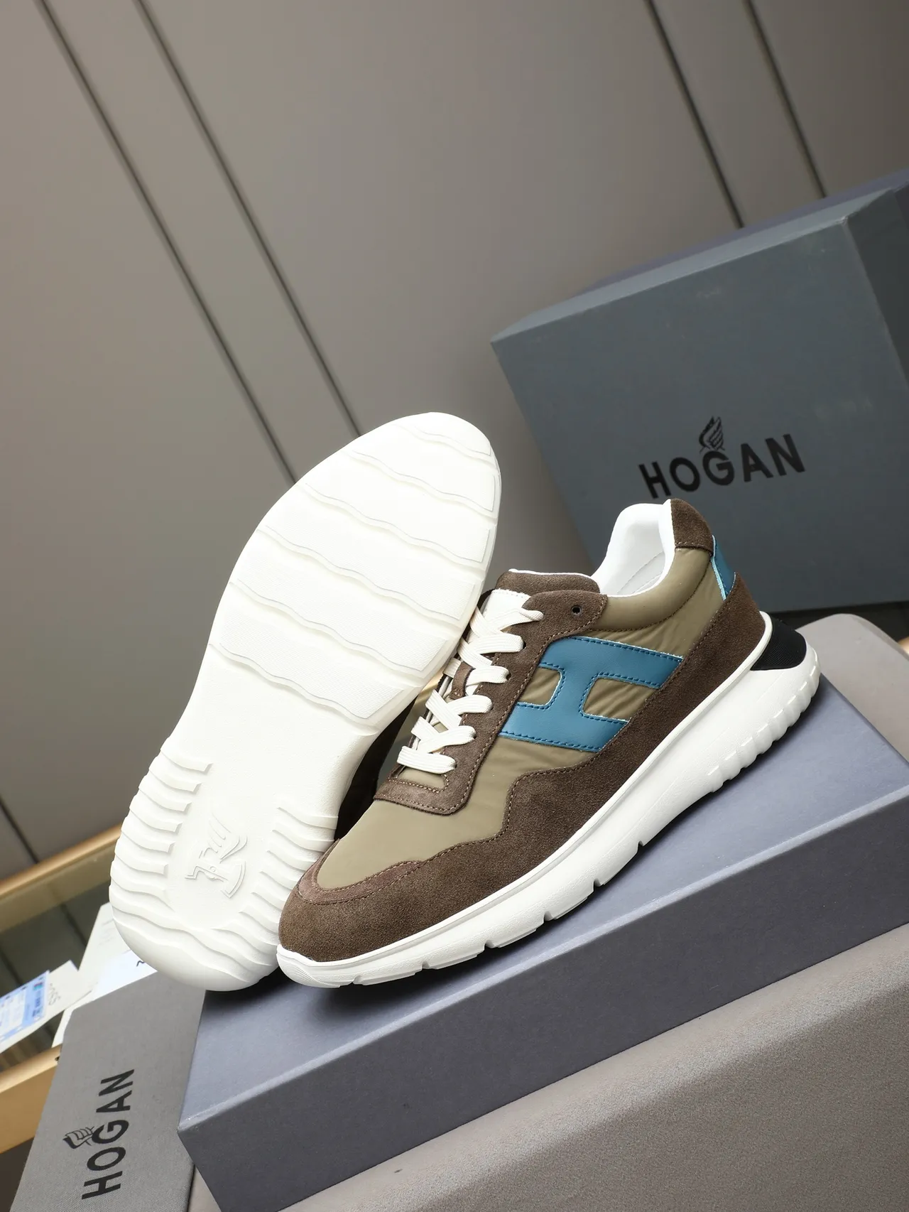 Hogan Marrón Azul Low-Top Zapatillas Lifestyle de Ante y Nylon 4
