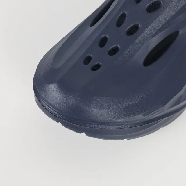 Hoka ORA Recovery नेवी ब्लू मोल्डेड फोम क्लॉग 5