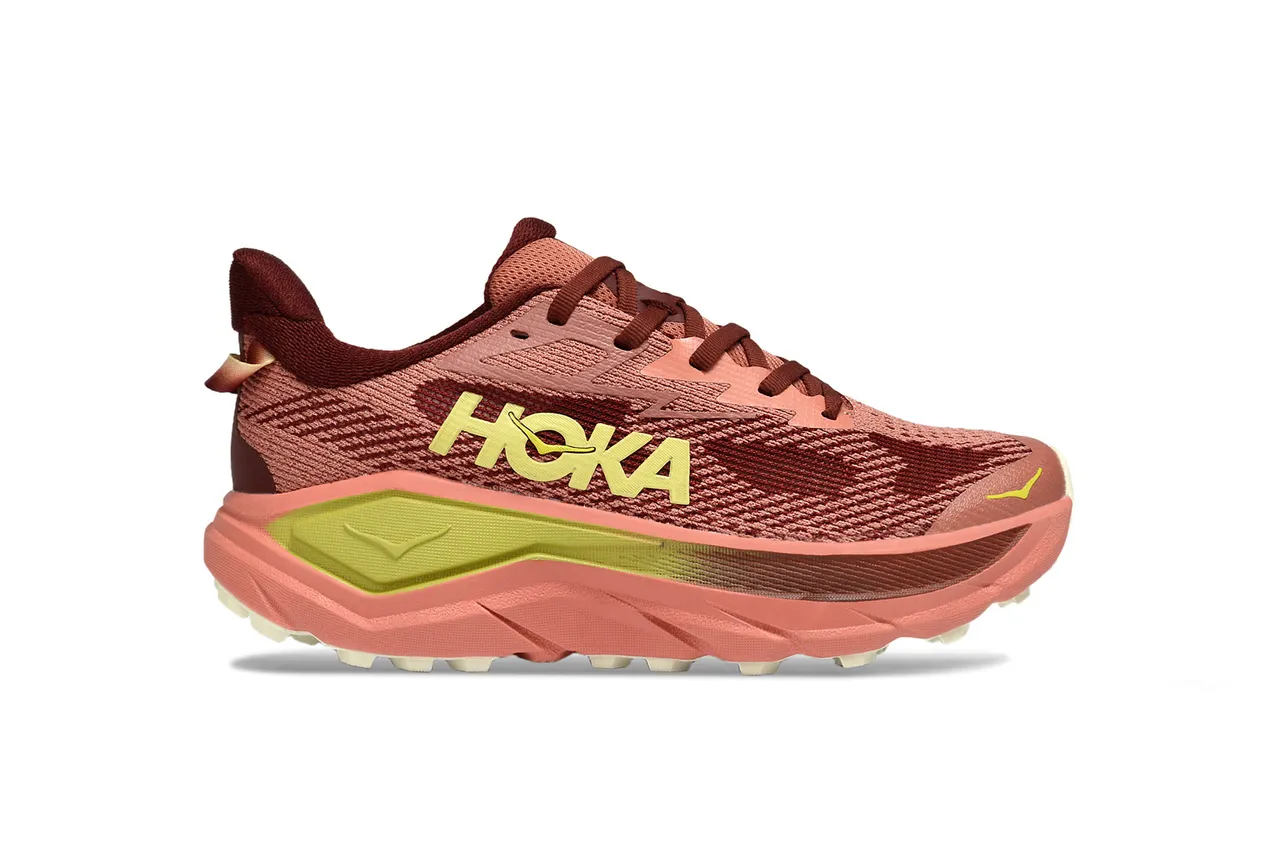 Hoka पिंक येलो इंजीनियर क्निट अपर रॉकर्ड मिडसोल रनिंग जूते 2
