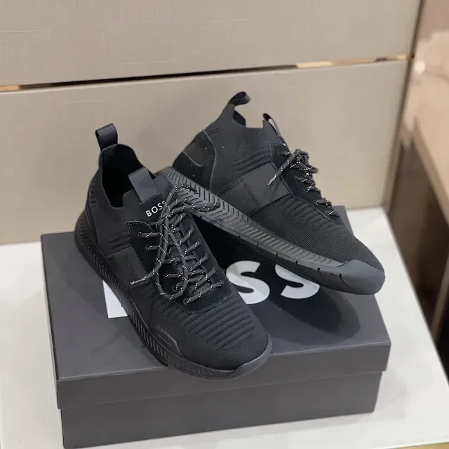 Hugo Boss 黑色针织生活运动鞋 3