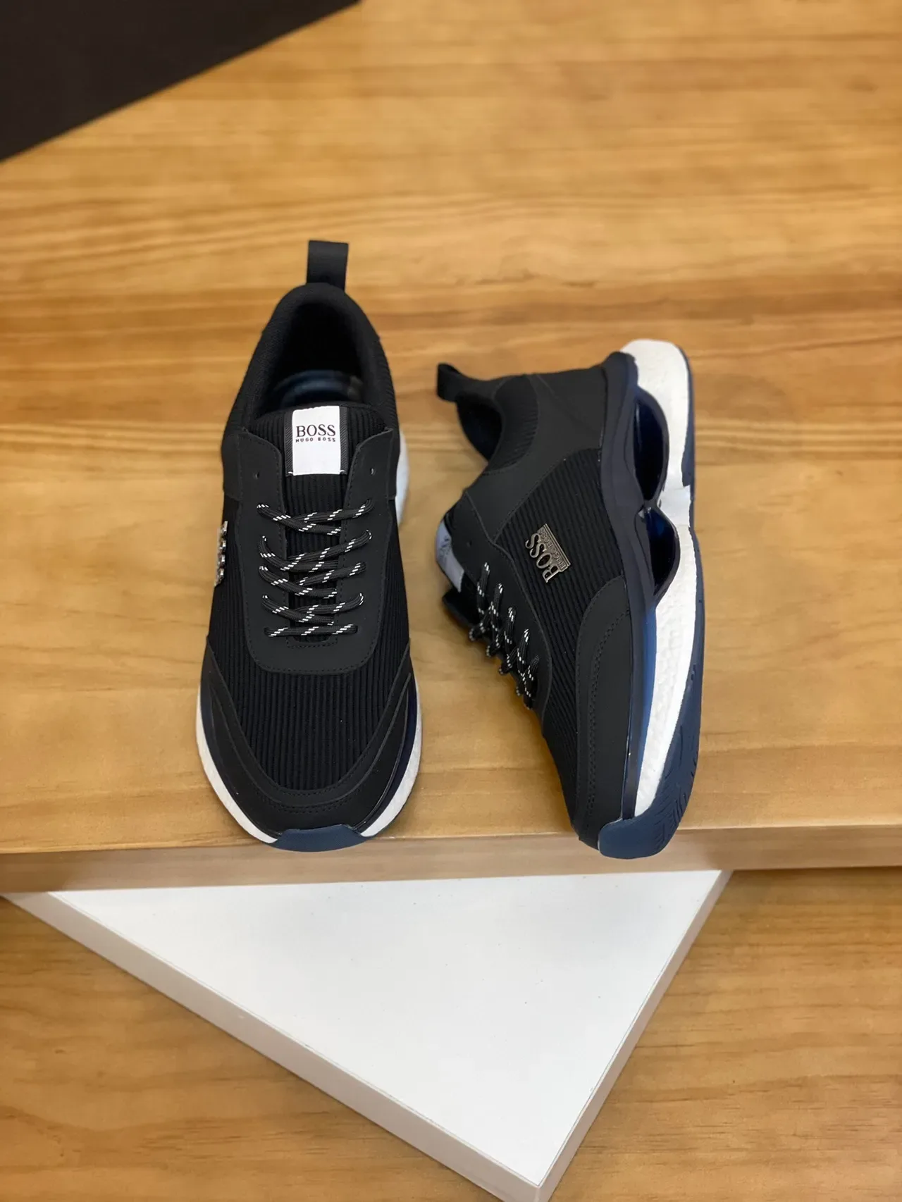 Hugo Boss 黑色罗纹针织生活方式运动鞋 2
