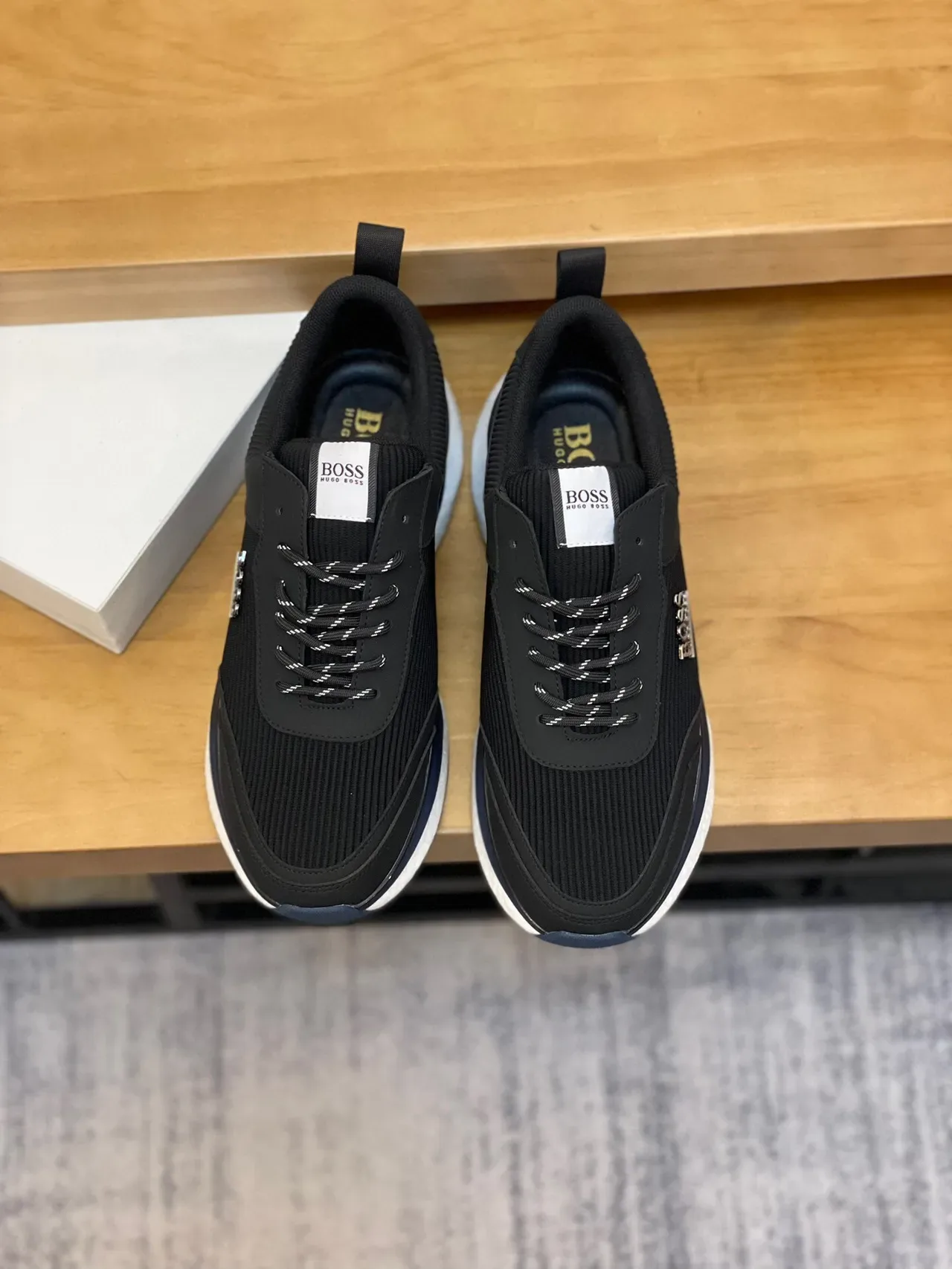 Hugo Boss 黑色罗纹针织生活方式运动鞋 4