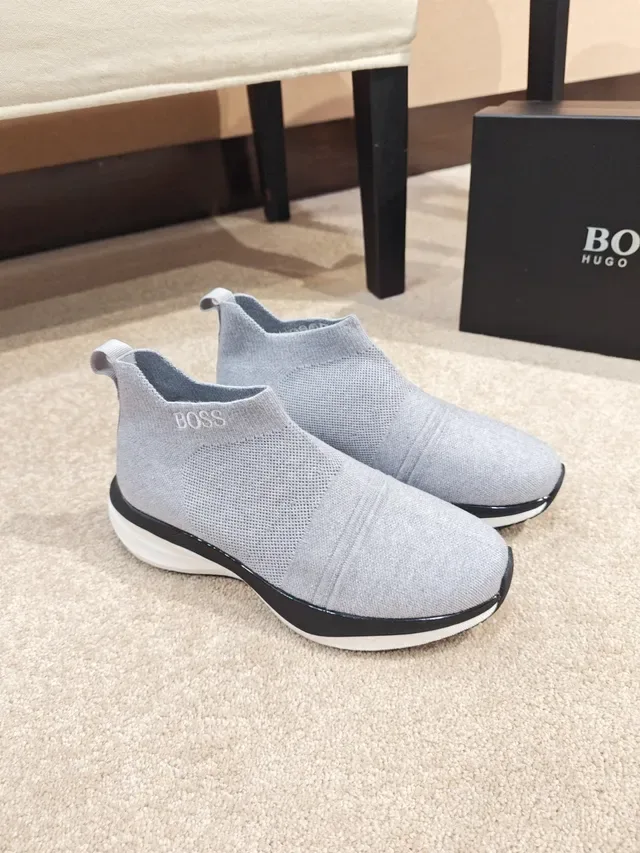 Hugo Boss 灰色针织套脚生活运动鞋 4