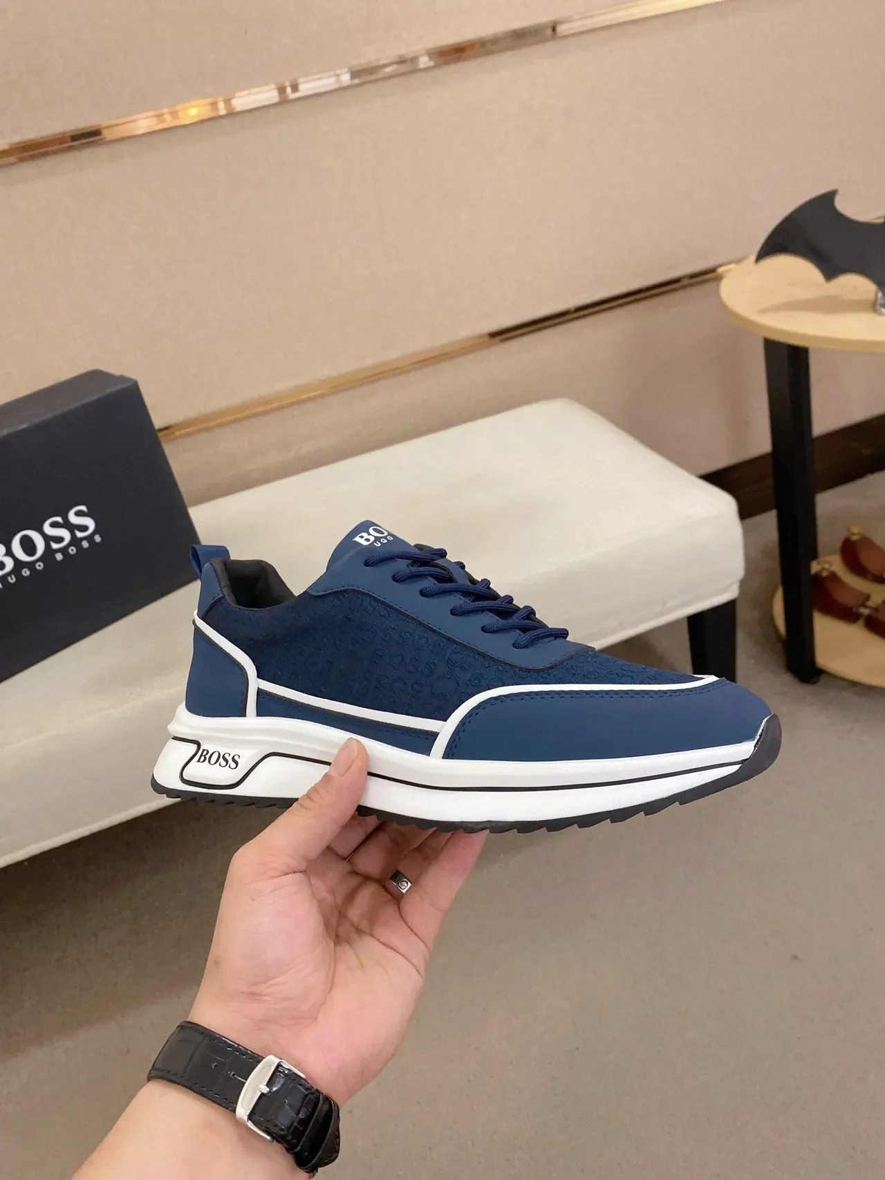 Hugo Boss গাঢ় নীল সাদা স্ট্রাইপ লাইফস্টাইল স্নিকার 4