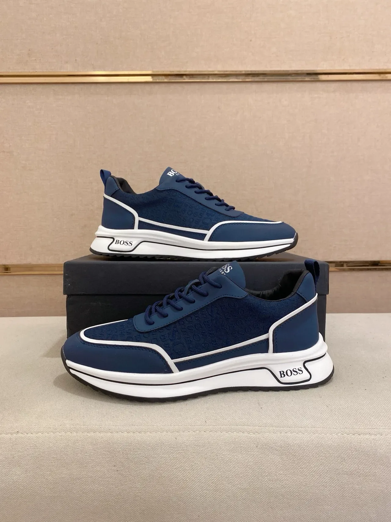 Hugo Boss গাঢ় নীল সাদা স্ট্রাইপ লাইফস্টাইল স্নিকার 7