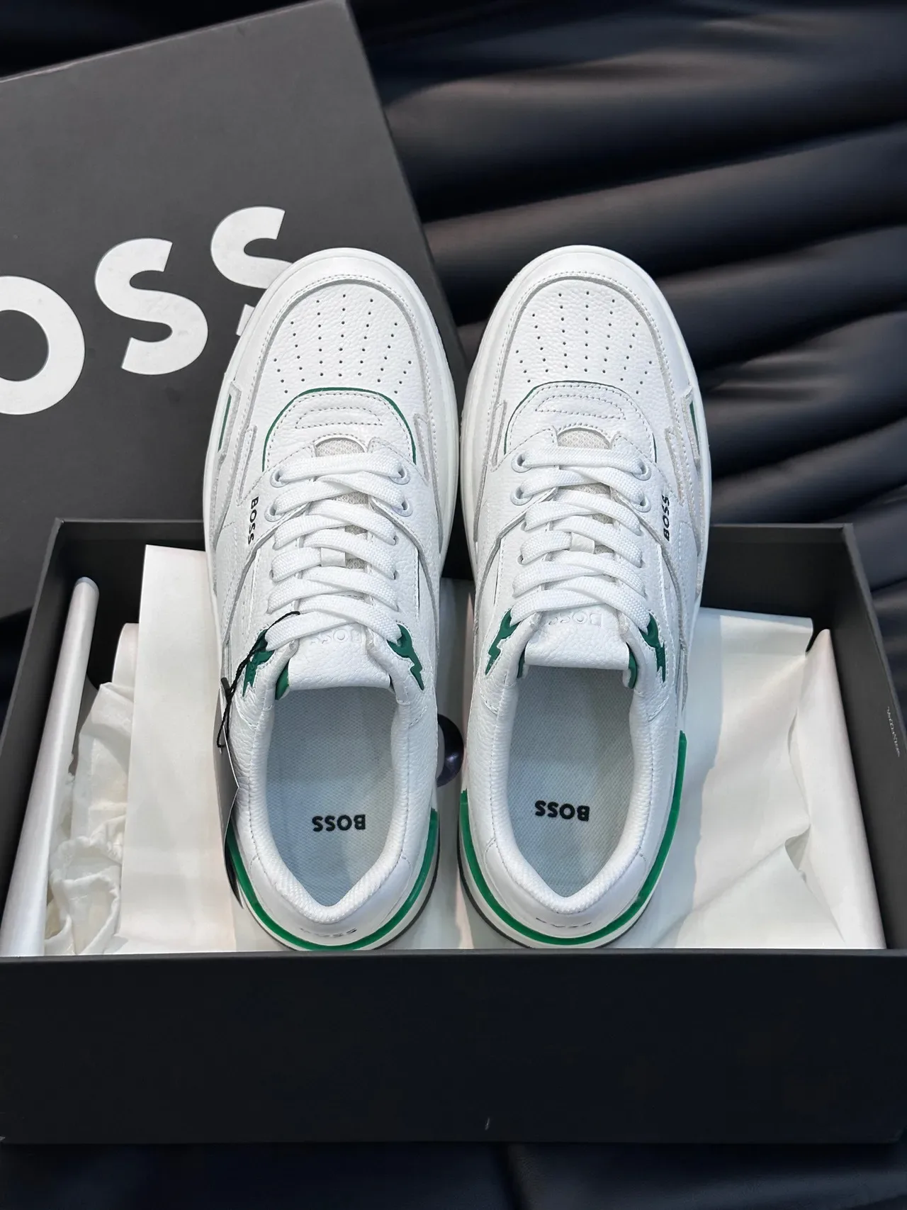 Hugo Boss 白绿配色生活方式运动鞋 4