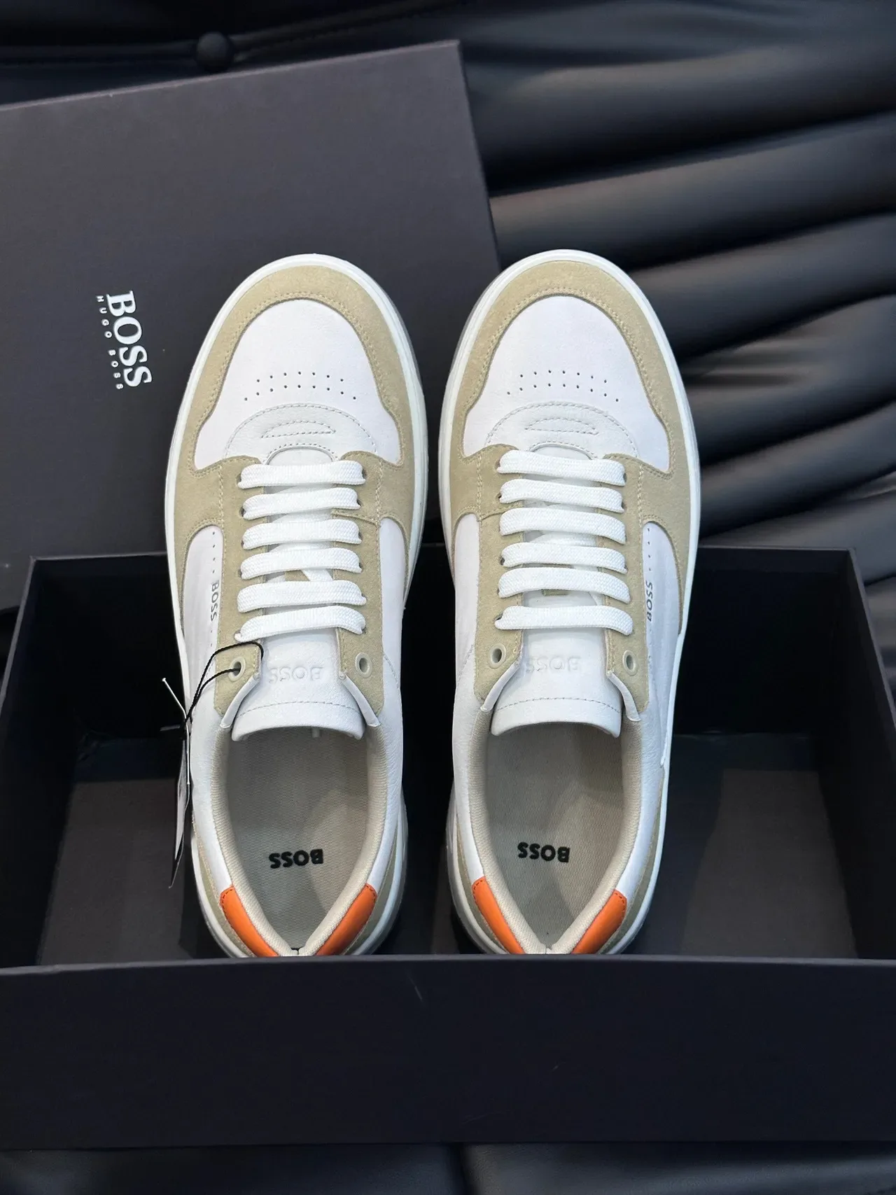 Sapatilhas Lifestyle Hugo Boss Branco e Beige de Suede e Couro com Painéis Baixo 8