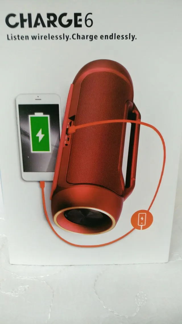 JBL Bleu et Rouge Corps Cylindrique Poignée Supérieure Intégrée Enceinte Portable 15